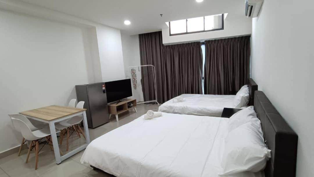 Apartamento Pacific Towers Star Seksyen 13 Pj Jaya One Parking Pool Kitchen Petaling Jaya Exterior foto